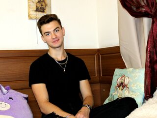 Camshow livesex pictures RyanJunior